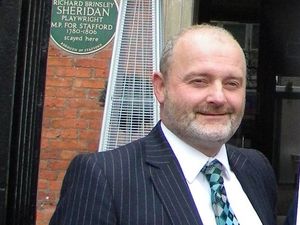 Supporting image for story: Council leader offers to take fellow villagers to vaccination appointments