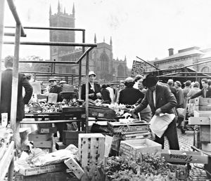 May 18, 1960: The Open Market at St Peter’s Square on its penultimate day, as traders prepare to move to new premises — with a sign highlighting Sidney Gatt’s stalls at the new market, numbers 41 to 82.
