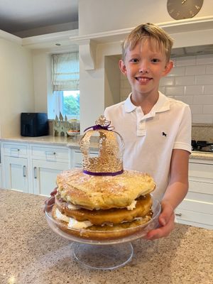 Sam Colton with the finished cake