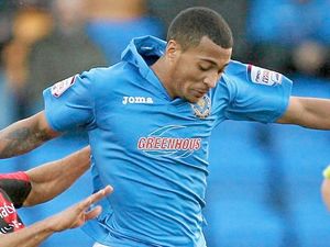 Supporting image for story: Shrewsbury Town sign David Davis on a short-term deal