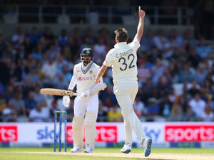 Supporting image for story: Warwickshire swoop to sign India's Mohammed Siraj for final fixtures