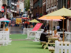 Supporting image for story: Shrewsbury town centre road to reopen to traffic