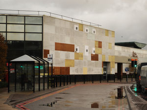 Supporting image for story: Merry Hill shopping centre lined up for sale by struggling intu