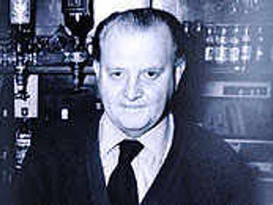 Supporting image for story: Top pub landlord's death at age of 89