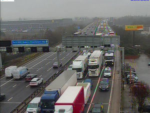 Supporting image for story: 45-minute delays as lane closed due to crash on M6 near Great Barr