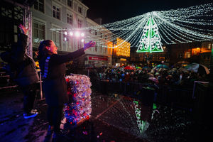 Shrewsbury Christmas Light Switch on 2022.
