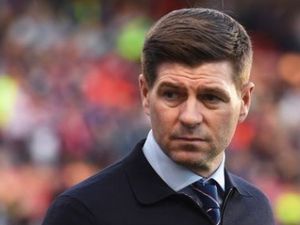 Supporting image for story: Aston Villa boss Steven Gerrard hits the ground running