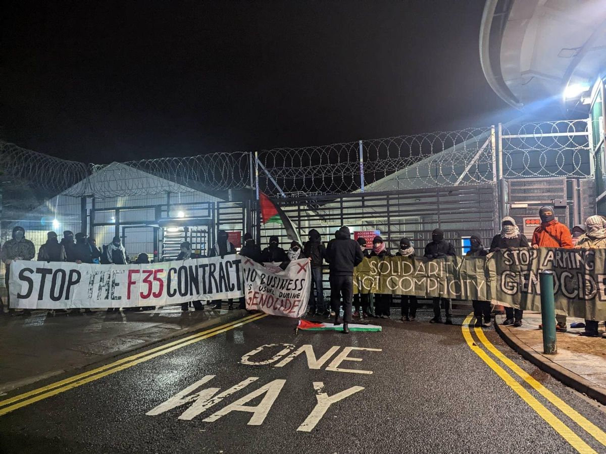 Pro-Palestinian demonstrators blockade aerospace defence factory Pro-Palestinian demonstrators blockade aerospace defence factory