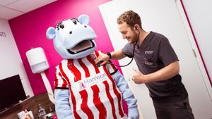 Matt gives Pottermus a health check.