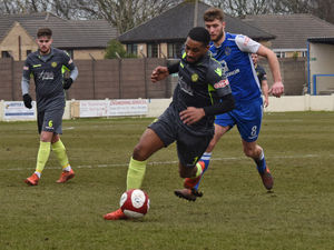 Supporting image for story: Buxton 2 Hednesford Town 2 - Report and pictures