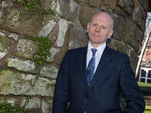 Supporting image for story: Care homes have discretion over visits warning