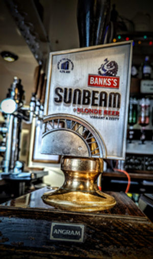 The Banks' Sunbeam clip