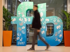 Supporting image for story: Facebook has invented a new unit of time called the ‘flick’