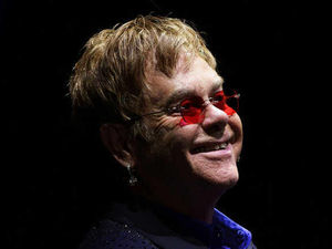 Supporting image for story: Elton John set for special show at Birmingham's Genting Arena