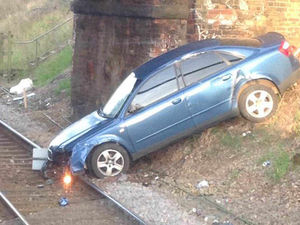 Supporting image for story: Chaos on the trains between Shrewsbury and Hereford after car crashes onto line