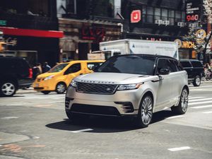 Supporting image for story: New car sales sink to six-year low amid plunging consumer confidence