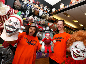 Supporting image for story: Spooky store pops up at intu Merry Hill for Halloween