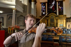 Supporting image for story: Renowned violinist returns to Shropshire for home county performance