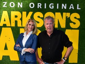 Supporting image for story: Lisa Hogan uses mics to her advantage as Jeremy Clarkson ‘cannot interrupt’ her
