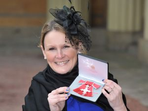 Supporting image for story: ‘Bionic’ suit marathon fundraiser Claire Lomas dies aged 44