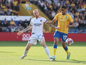 Supporting image for story: Paul Hurst's warning to Shrewsbury players 