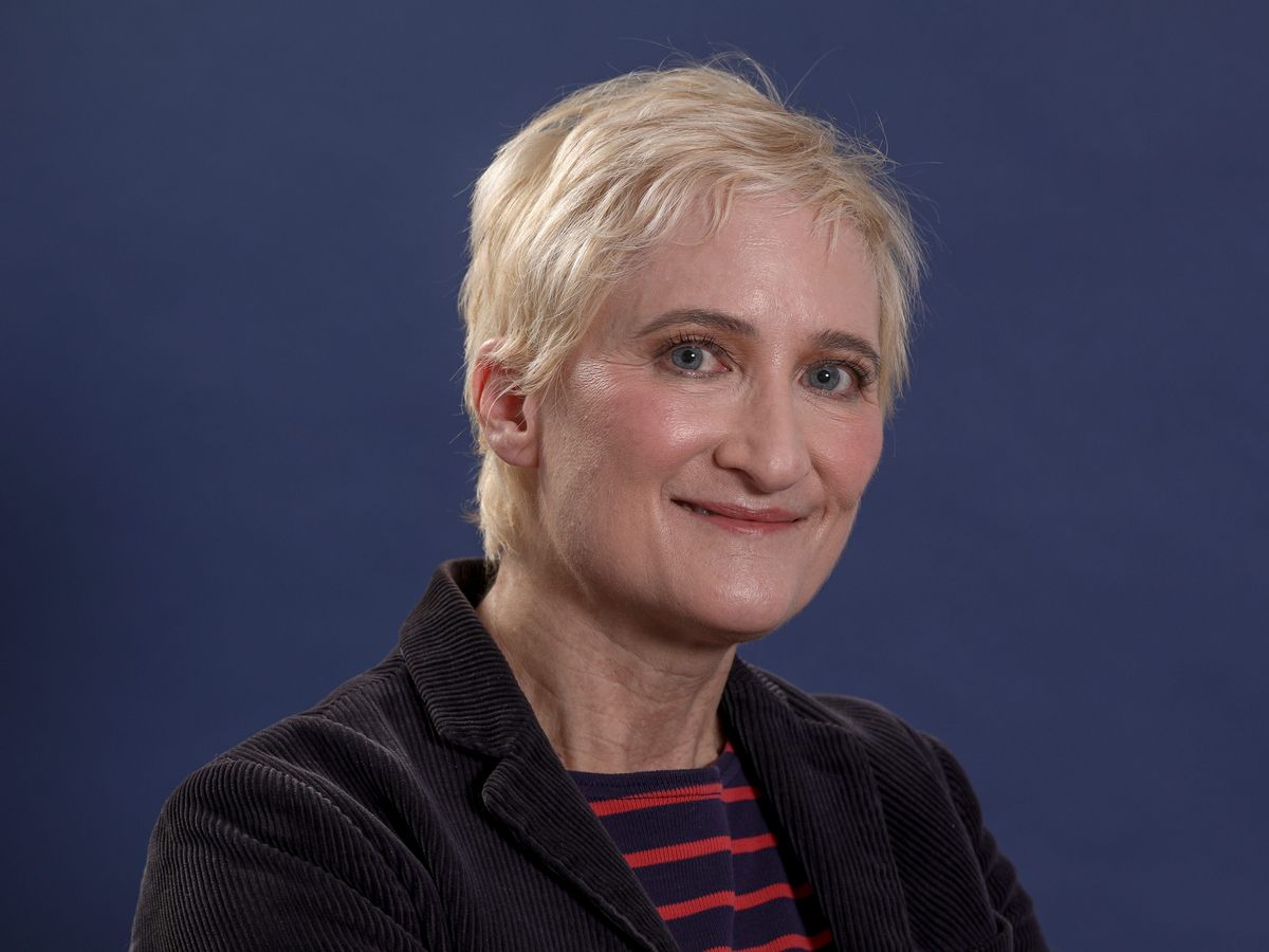 I Kissed A Girl singer-songwriter Jill Sobule dies in house fire