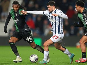Supporting image for story: Carlos Corberan hands unique praise to West Brom midfielder