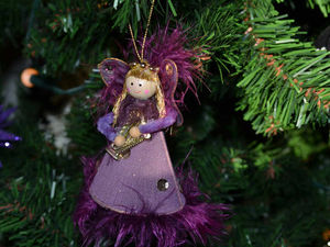 Supporting image for story: Mark Andrews: Christmas shouldn't be a year-ling, painful slog