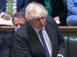 Supporting image for story: Johnson defends ‘proportionate’ plan for Covid passes following Tory revolt