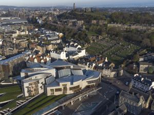 Supporting image for story: Traffic could be cut from key routes in Edinburgh city centre