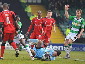 Supporting image for story: Manny Smith backs Walsall survival