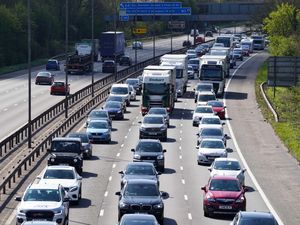 Supporting image for story: Drivers expected to take 16.8 million leisure trips this bank holiday weekend