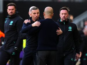 Supporting image for story: Gary O’Neil: Big clubs like Man City more likely to get decisions than Wolves