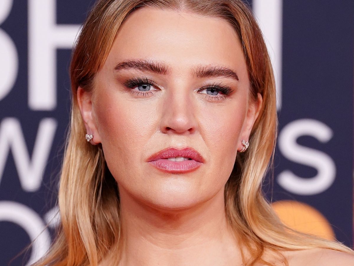 Self Esteem &lsquo;worried&rsquo; privilege gap getting wider within music industry