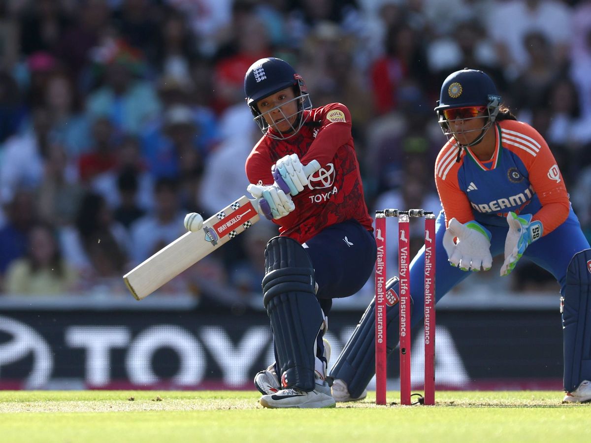 Sophia Dunkley hails England’s fighting spirit in win over India