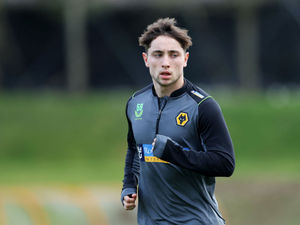 Supporting image for story: Gary O'Neil: Joe Hodge still in Wolves plans 