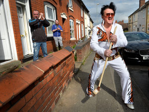 Supporting image for story: Yam Yam Elvis brings cheer to Willenhall