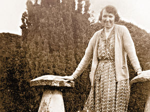 Supporting image for story: Farm shop and cafe closes to make way for HS2