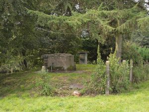 Supporting image for story: House with a bomb shelter down the garden up for sale