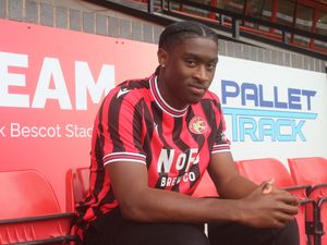 Supporting image for story: Walsall signing Courtney Clarke is capable of "handling big occasions"