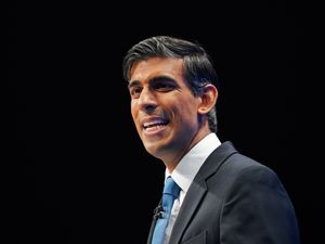 Supporting image for story: Chancellor faces choice between borrowing or huge hit to households, say experts