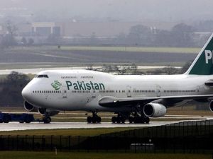 Supporting image for story: UK lifts ban on Pakistani airlines after improvement in air safety standards