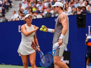 Supporting image for story: Jack Draper gets the better of Emma Raducanu in US Open mixed doubles