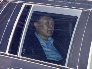 Supporting image for story: South Korean court orders formal arrest of president over martial law decree