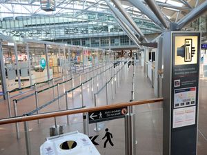 Supporting image for story: Flight cancellations at Hamburg Airport affect more than 40,000 passengers