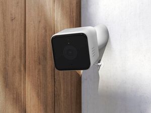 Supporting image for story: Hive adds an outdoor security camera to its smart home line-up