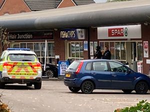Supporting image for story: Four men arrested after armed robbery at Spar in Telford