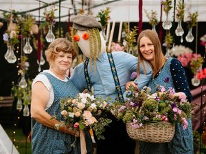 Supporting image for story: GALLERY: Thousands turn out for day one of Shrewsbury Flower Show