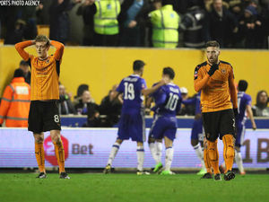 Supporting image for story: FA Cup: Wolves miss out to Chelsea in historic clash