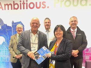 Supporting image for story: Trust leaders meet with parents as it takes on new secondary school 